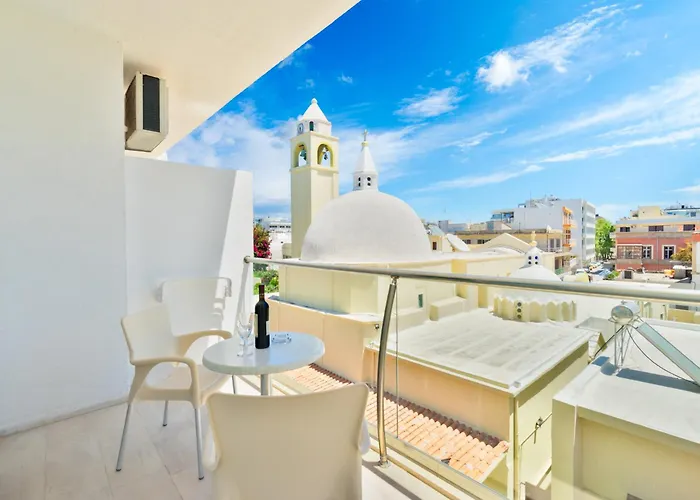 Santa Maria מלון 3*