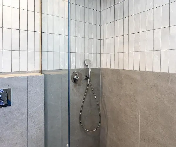 מלון Santa Maria 3*